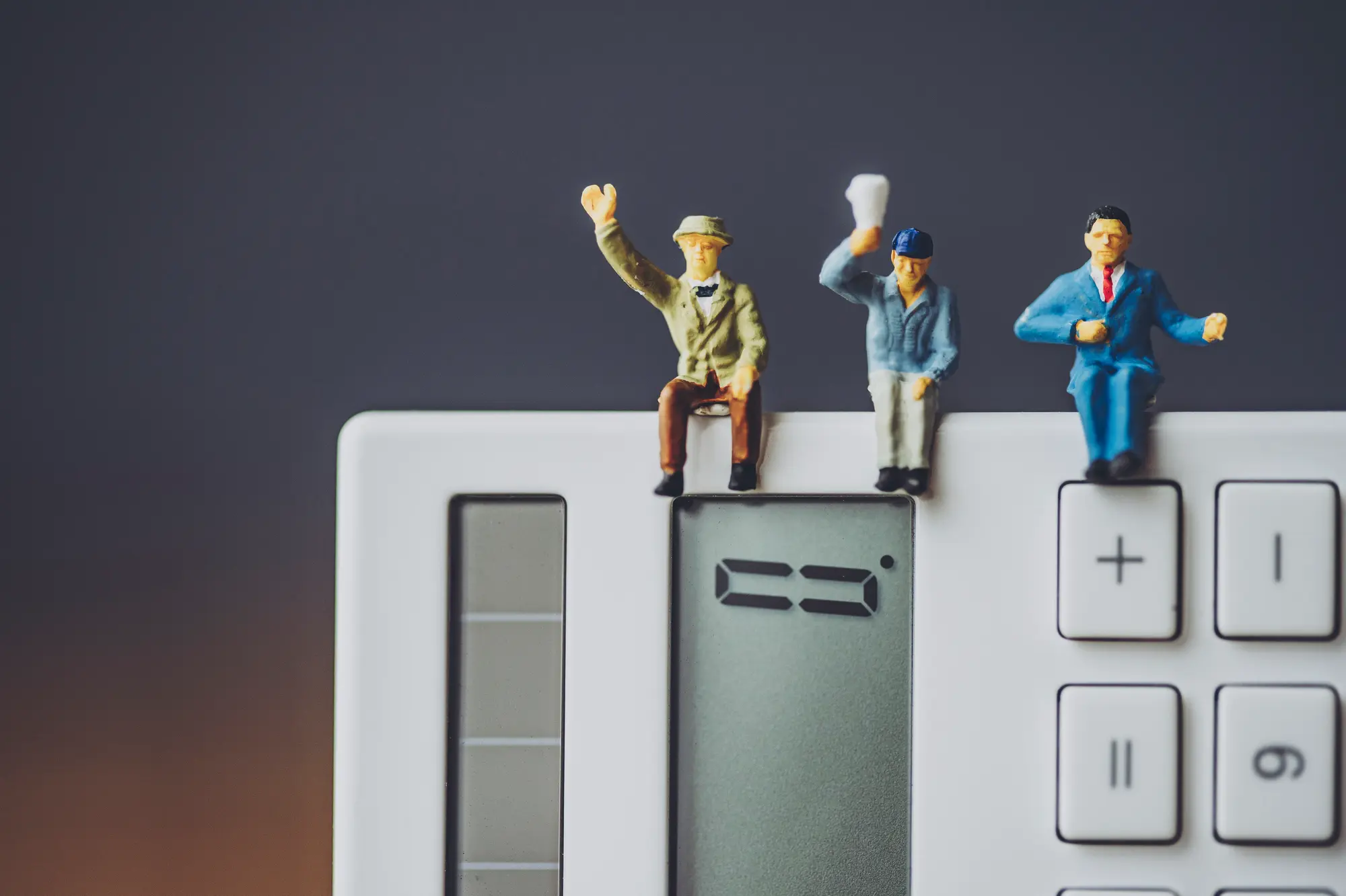 工場から転職して人生を変える！未経験・高卒でもできるキャリアアップ術