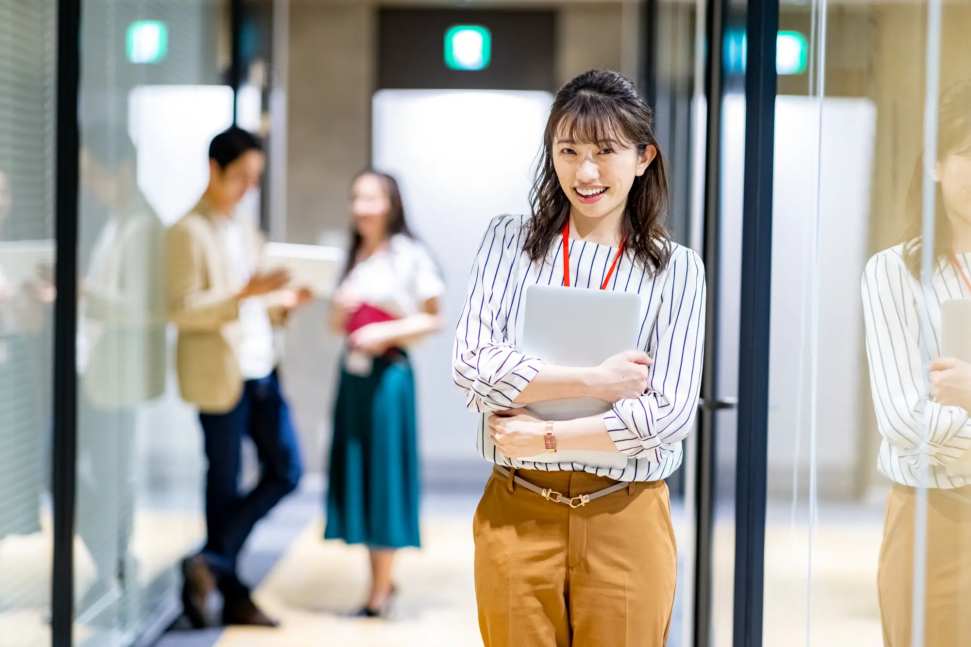 【高卒20代女性におすすめの転職職種10選｜未経験から安定正社員を目指すなら？】