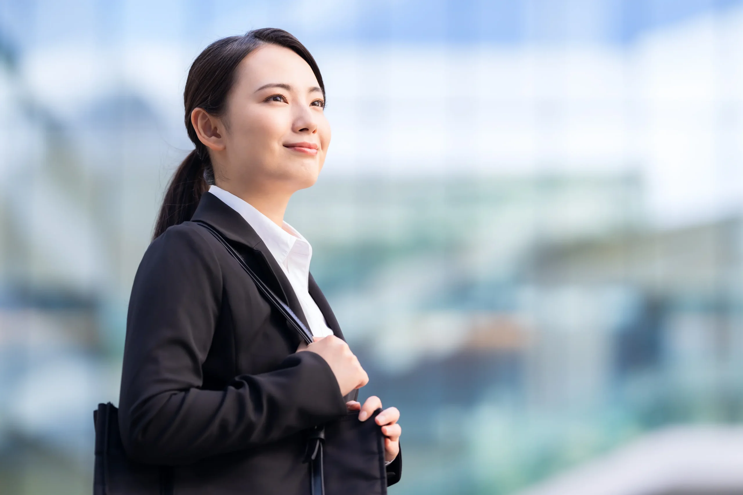 【20代高卒女性の未経験転職完全ガイド｜経験ゼロでも採用される仕事は？】