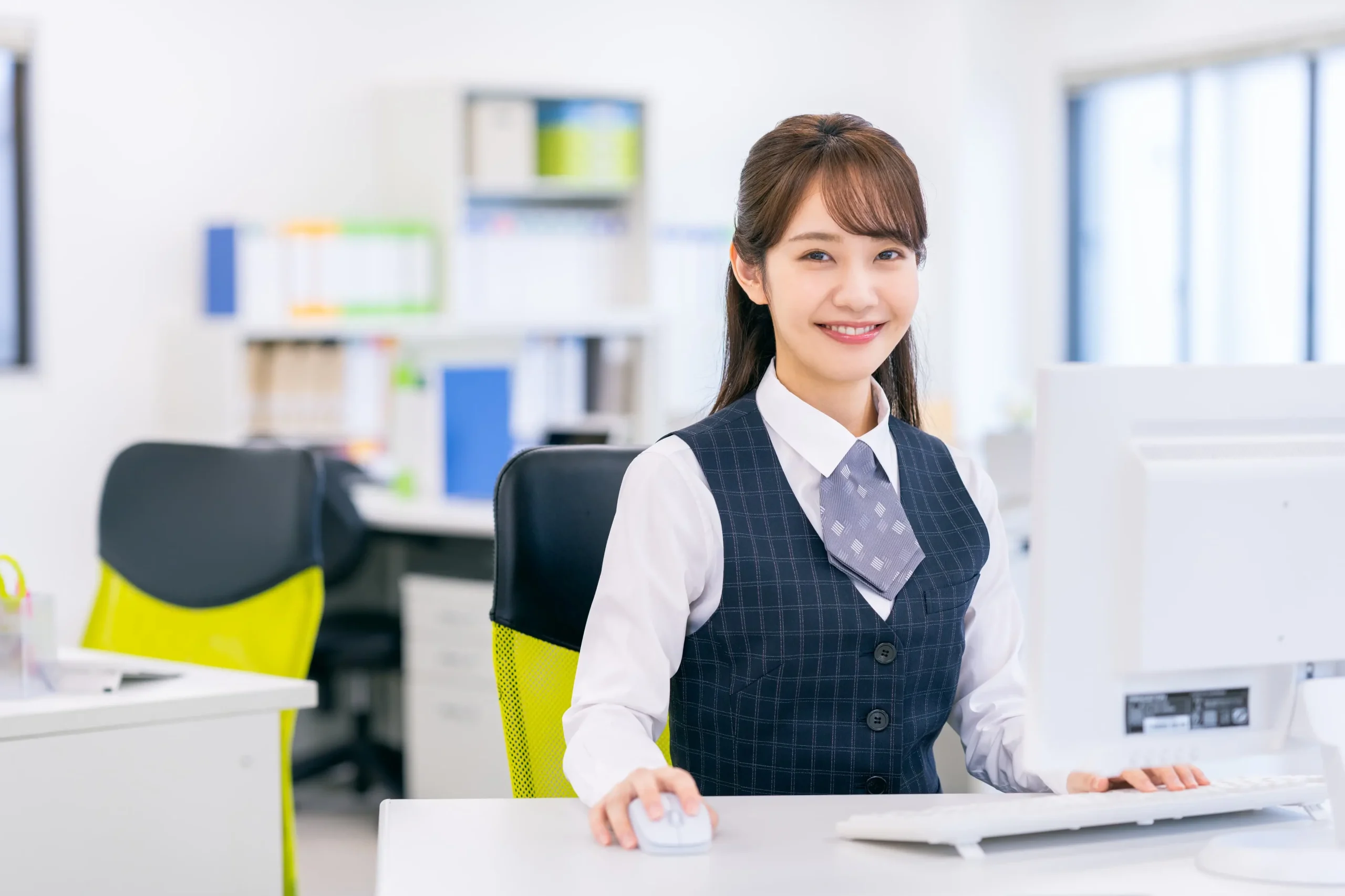 【20代高卒女性の貯金事情｜結婚・出産前に備えたいリアルなお金計画】